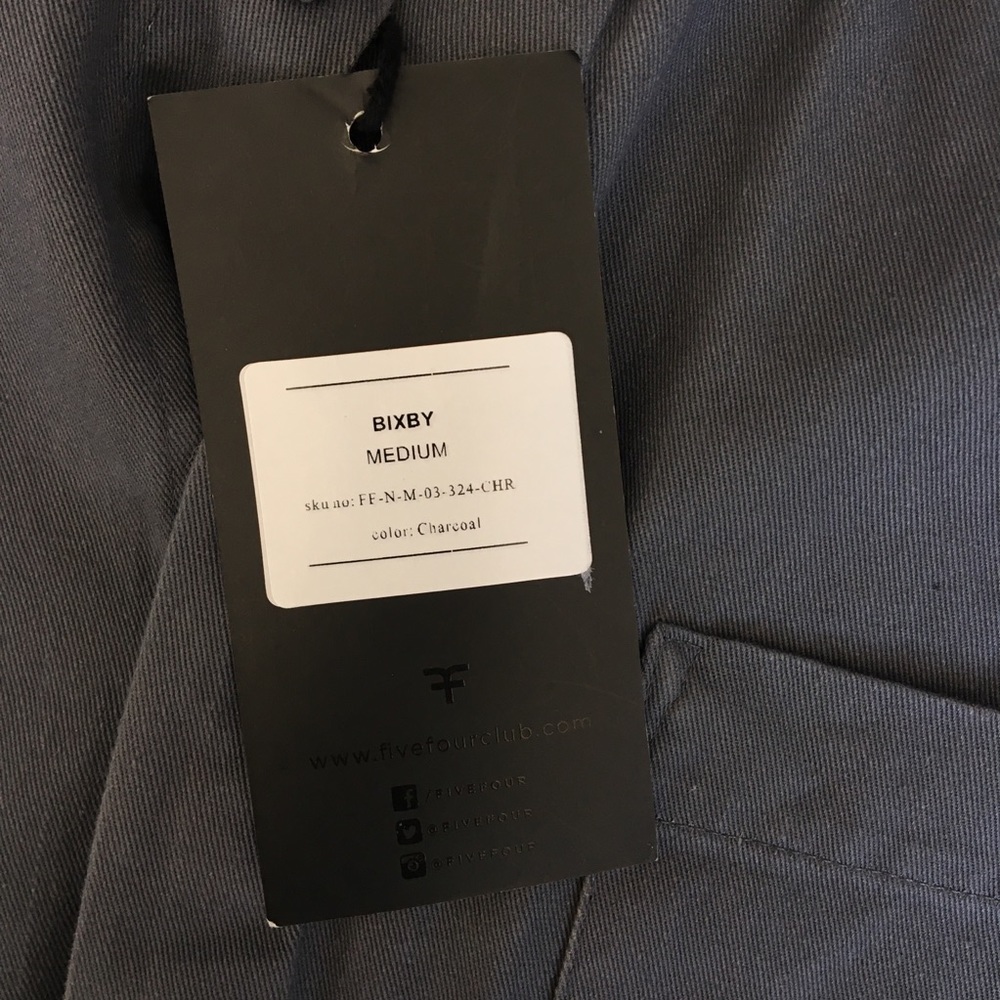 NWT Men’s Medium Five Four Button Down - Picture 3 of 3